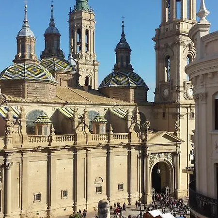 El Balcon De Pilar * 萨拉戈萨